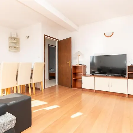 Casa De Hijos - Spacious 6 察夫塔特